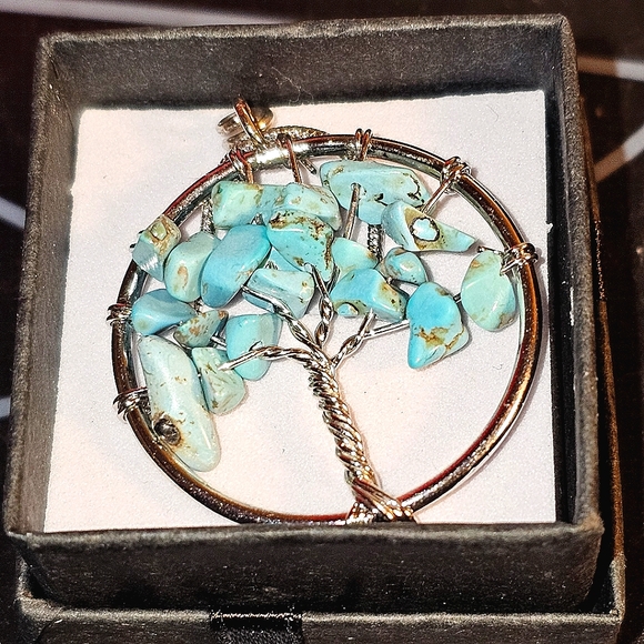 ⭐ Tree of Life Handmade Necklace (Made to order) - Picture 4 of 4